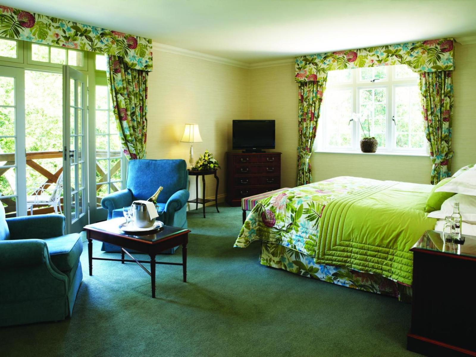 Luton Hoo Hotel, Golf And Spa Εξωτερικό φωτογραφία A bedroom at the hotel